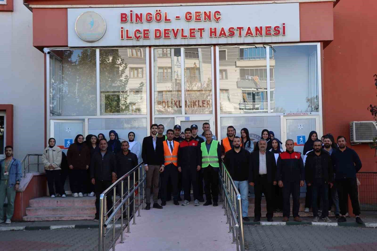 Bingöl’de hastane personeline yangın eğitimi
