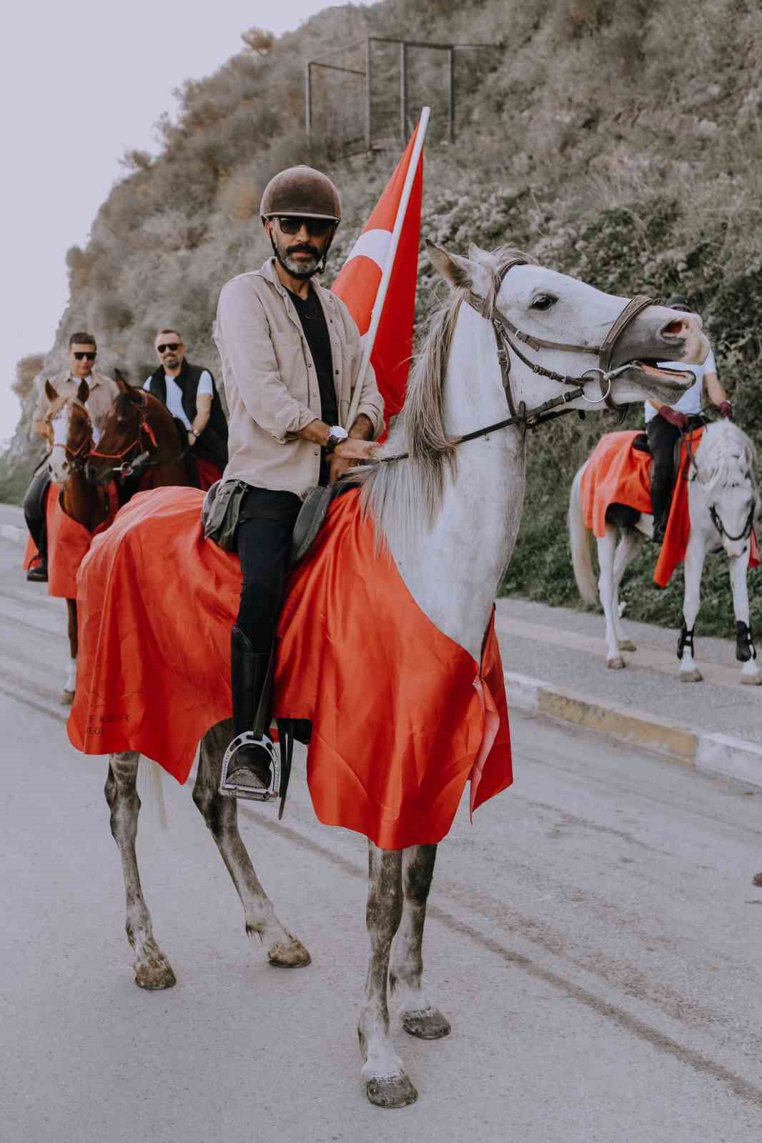 Cumhuriyetin 101’inci yıldönümünde atlarla İstiklal Yolunu geçecekler
