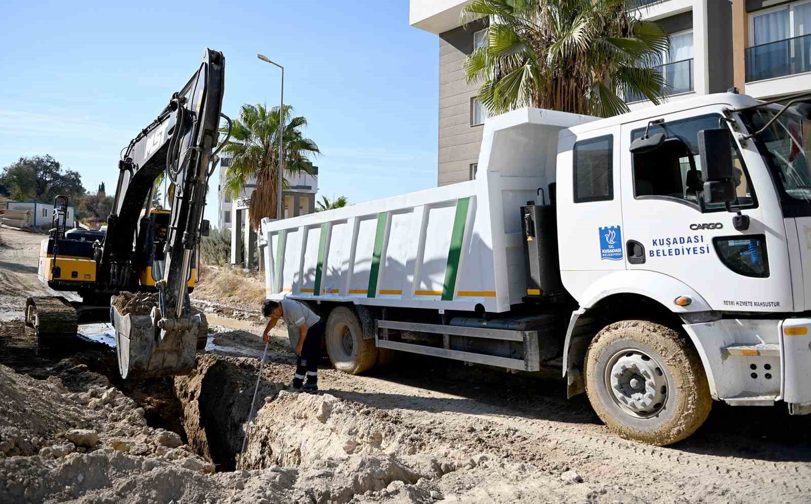 Kuşadası Belediyesi kenti kış mevsimine hazırlıyor
