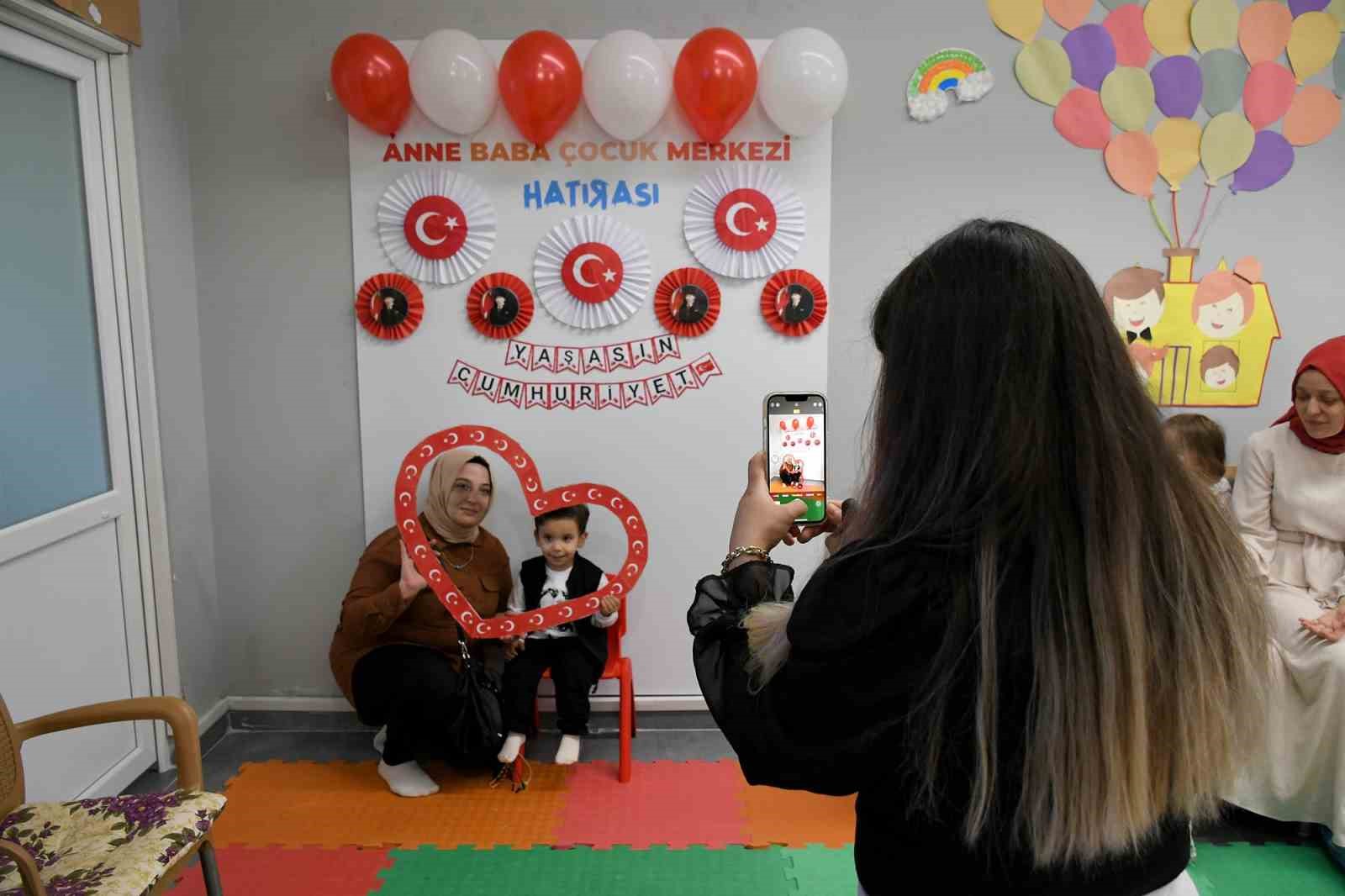 Anne Baba Çocuk Merkezi’nde minikler, ilk mezuniyet sevinci yaşadı
