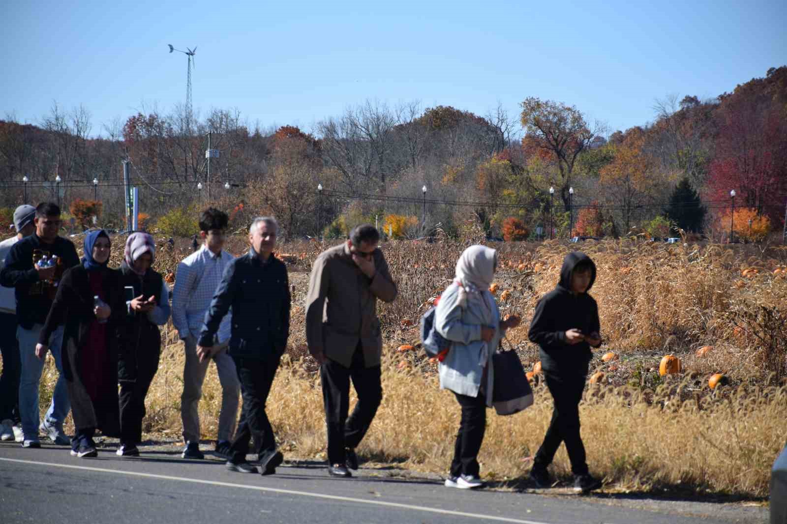 FETÖ elebaşı Gülen’e stadyumda cenaze töreni düzenlendi
