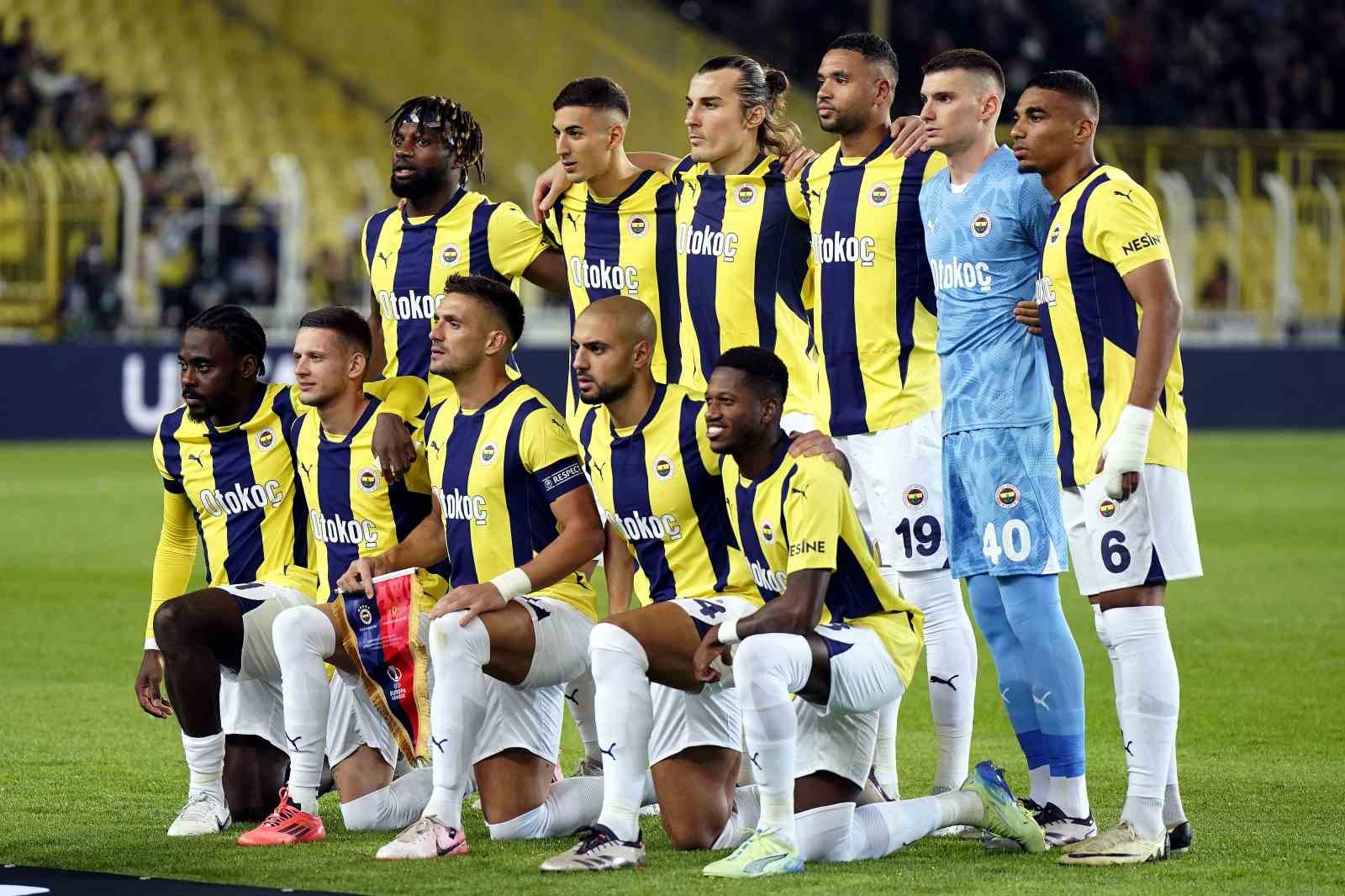 UEFA Avrupa Ligi: Fenerbahçe: 0 - Manchester United: 0 (Maç devam ediyor)
