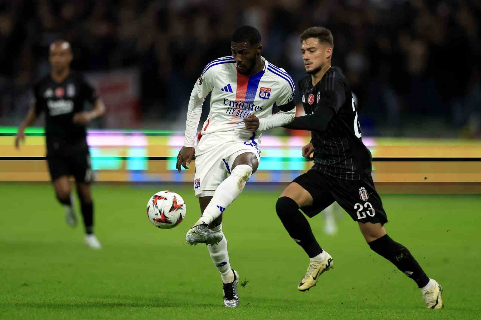 UEFA Avrupa Ligi: Lyon: 0 - Beşiktaş: 0 (İlk yarı)
