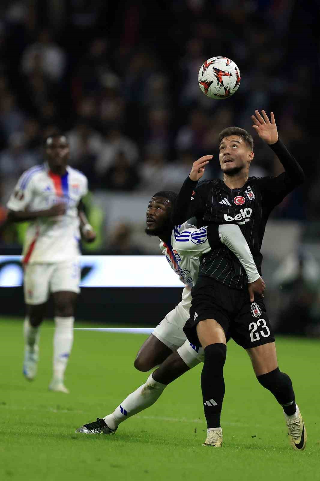 UEFA Avrupa Ligi: Lyon: 0 - Beşiktaş: 0 (İlk yarı)
