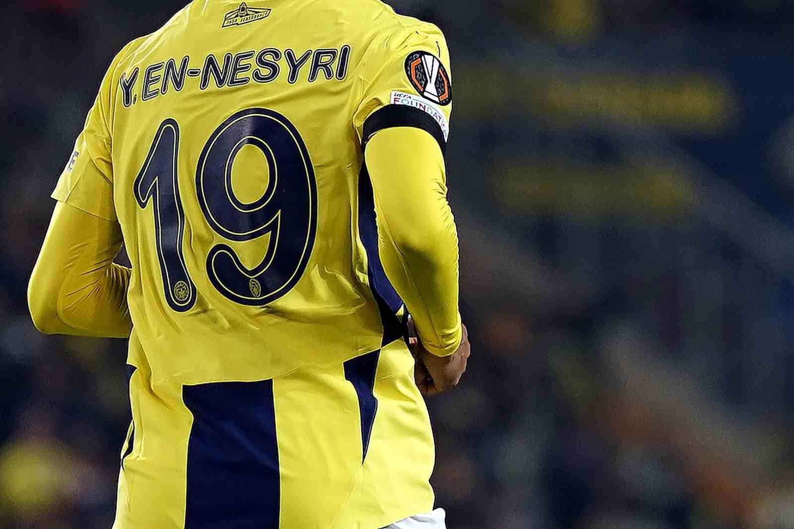 UEFA Avrupa Ligi: Fenerbahçe: 0 - Manchester United: 1 (İlk yarı)
