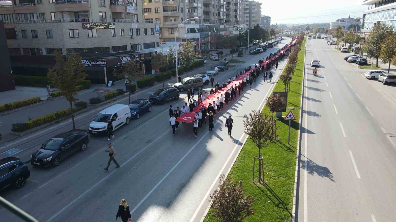 Öğrencilerden teröre lanet, 