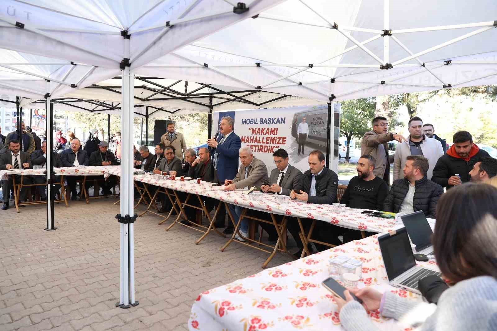 Mobil Başkan Tınaztepe’de ilgiyle karşılandı
