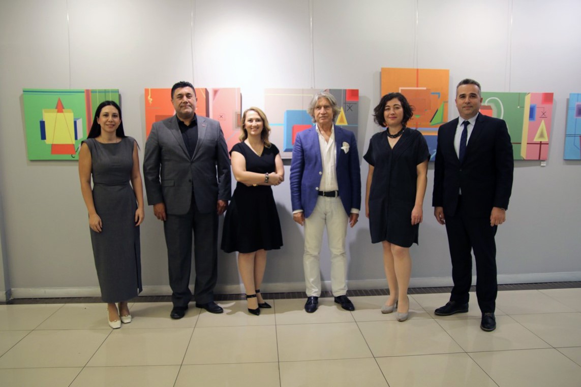 MTSO Sanat Galerisi, sezon açılışını ’İkili Mekan’ adlı resim sergisiyle yaptı
