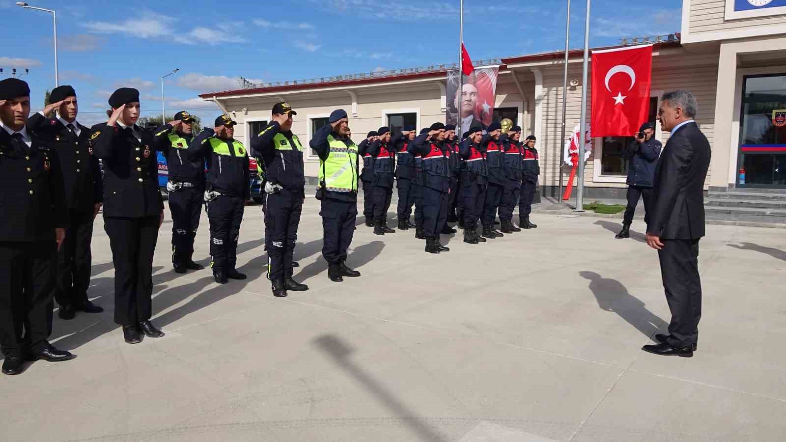 Yenilenen Saray Jandarma Karakolu törenle hizmete açıldı
