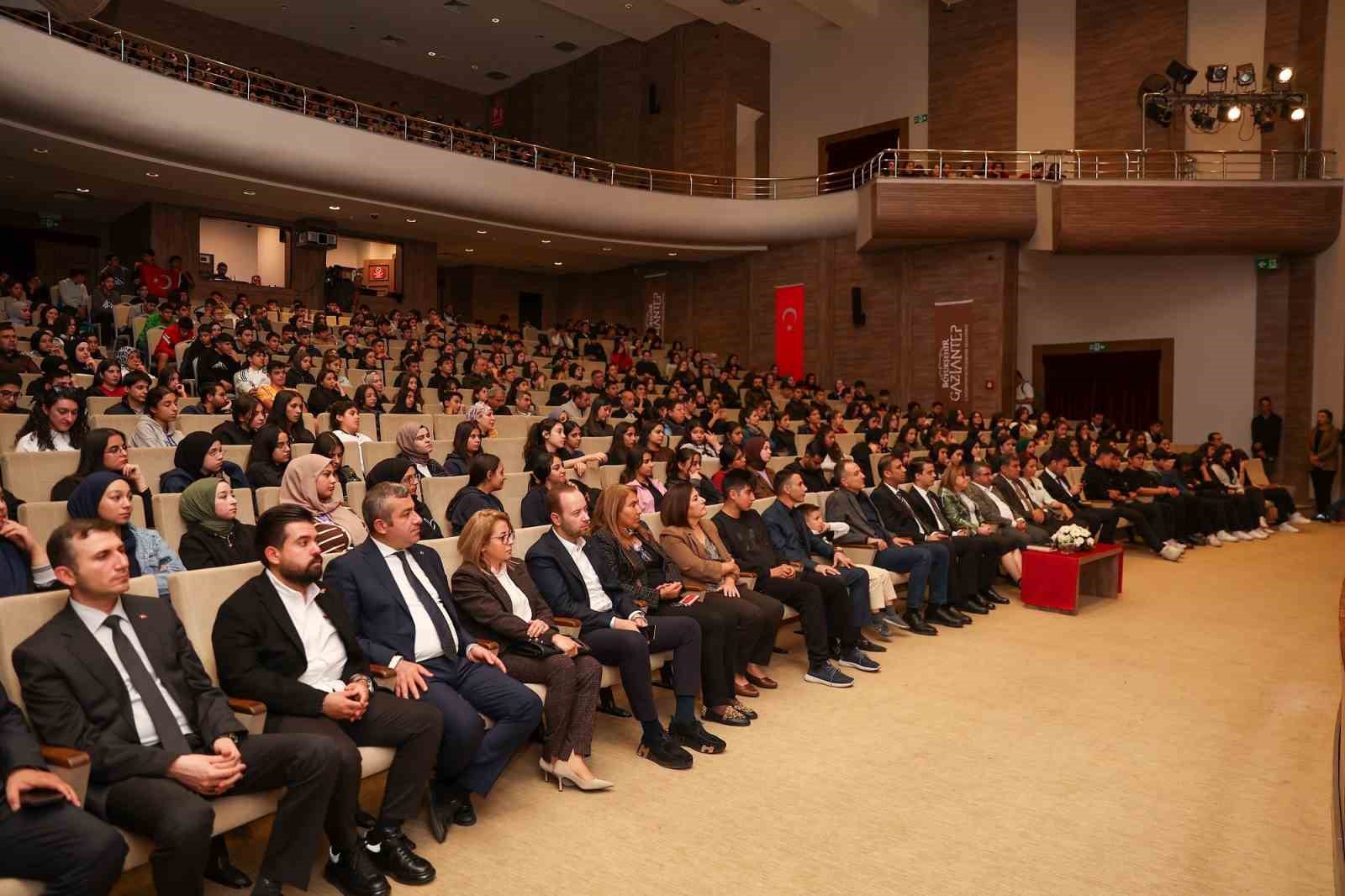 Büyükşehir’den “Cumhuriyet’e Giden Yol” söyleşisi
