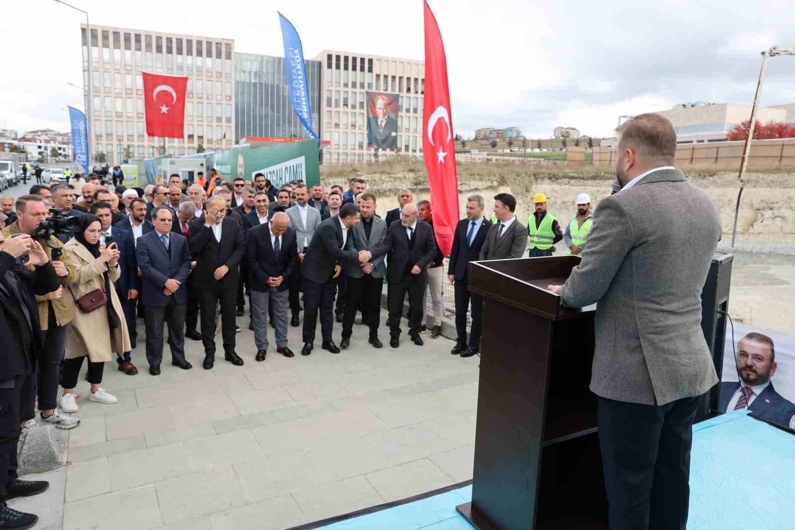 Arnavutköy’de Namazgah Camii’nin temeli atıldı
