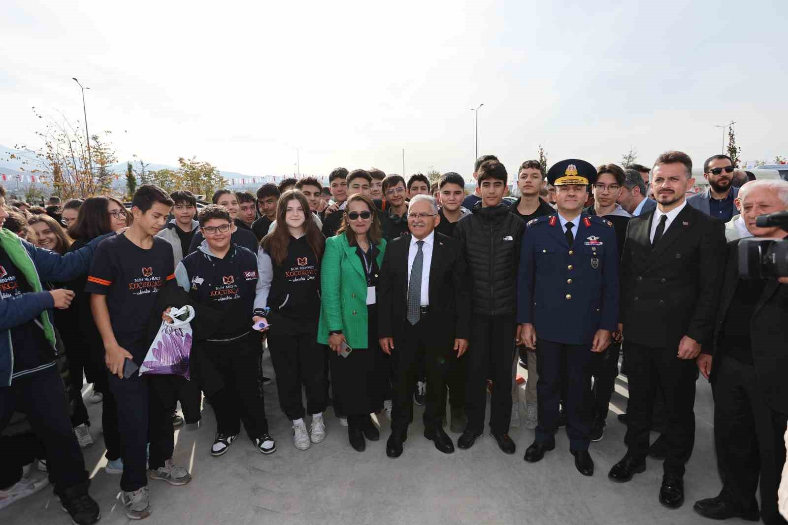 Kayseri 6’ncı Bilim Şenliği kapılarını açtı
