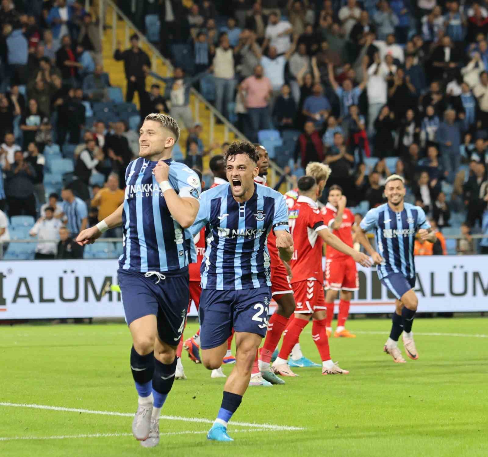 Trendyol Süper Lig: Adana Demirspor: 2 - Sivasspor: 1 (İlk yarı)
