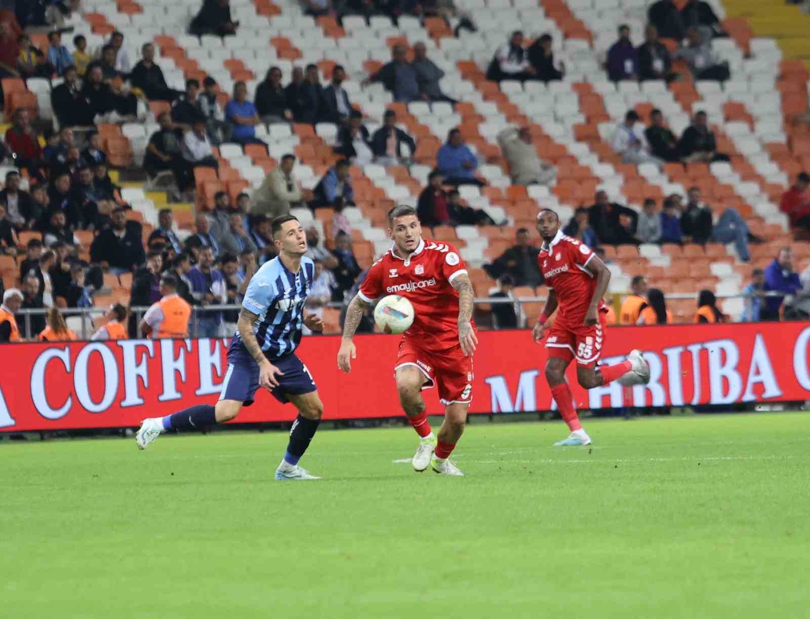 Trendyol Süper Lig: Adana Demirspor: 2 - Sivasspor: 4 (Maç sonucu)
