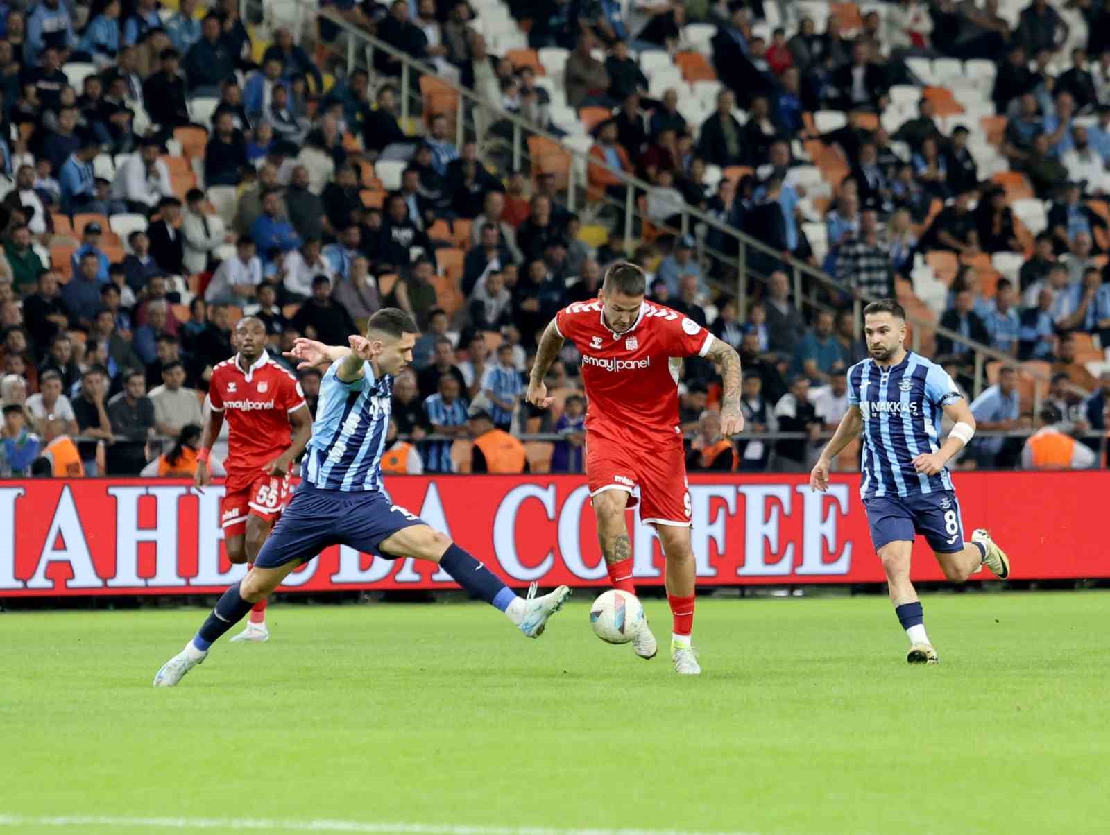 Trendyol Süper Lig: Adana Demirspor: 2 - Sivasspor: 4 (Maç sonucu)
