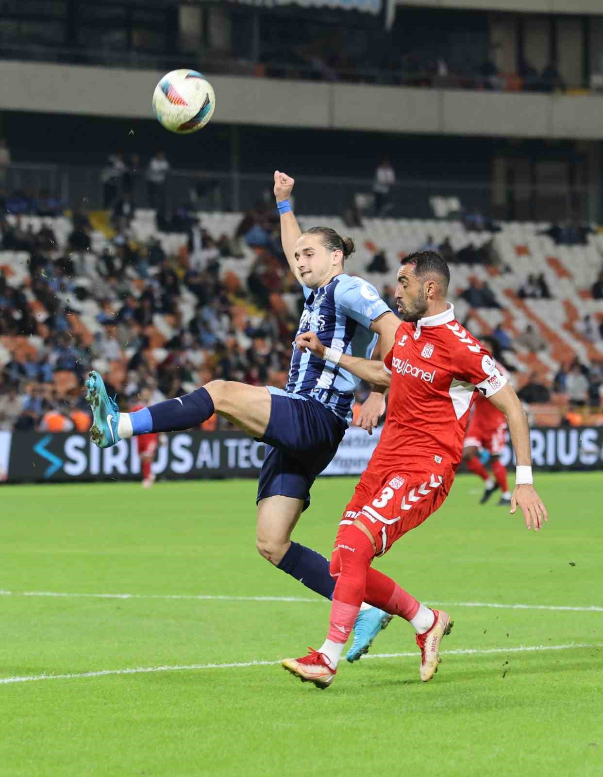 Trendyol Süper Lig: Adana Demirspor: 2 - Sivasspor: 4 (Maç sonucu)
