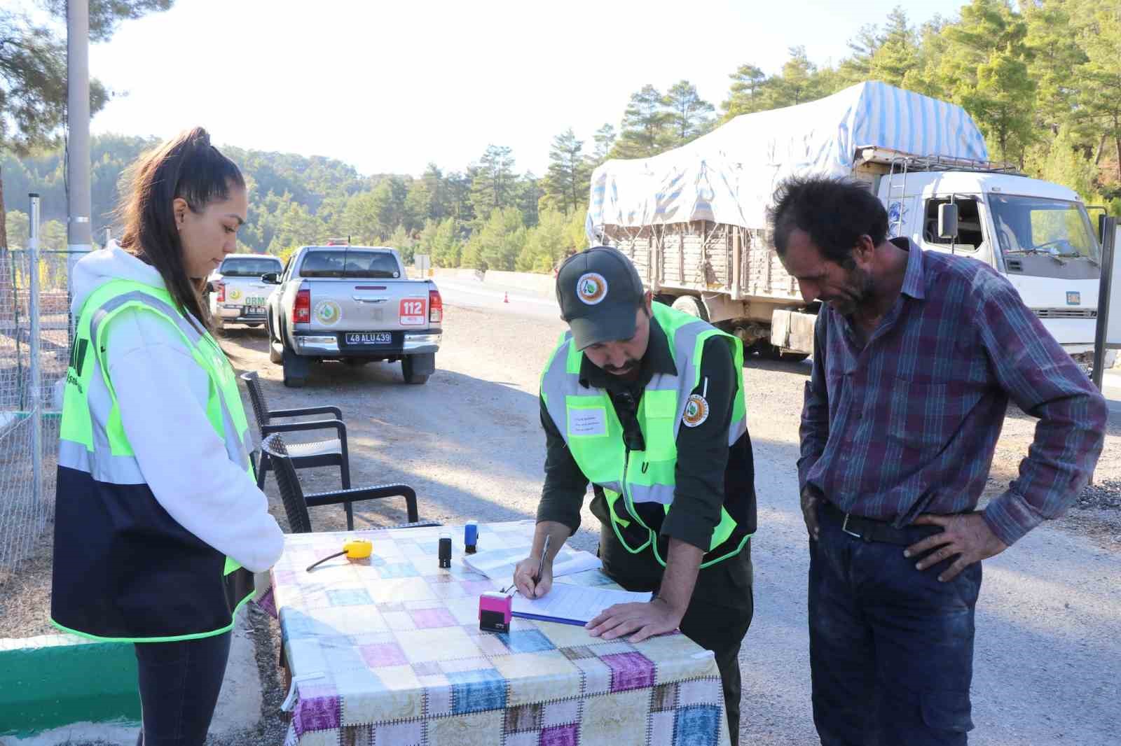 Muğla Orman Bölge Müdürlüğü’nde 75 noktada orman emvali denetimi gerçekleştirildi
