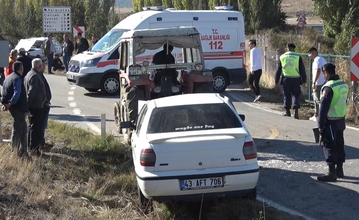 Tavşanlı’da trafik kazası 4 yaralı
