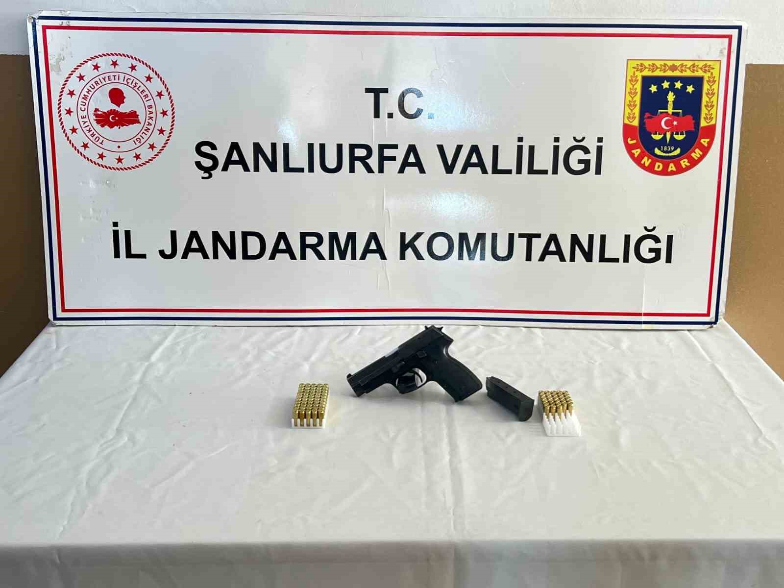 Şanlıurfa’da silah kaçakçılığı operasyonu: 2 gözaltı
