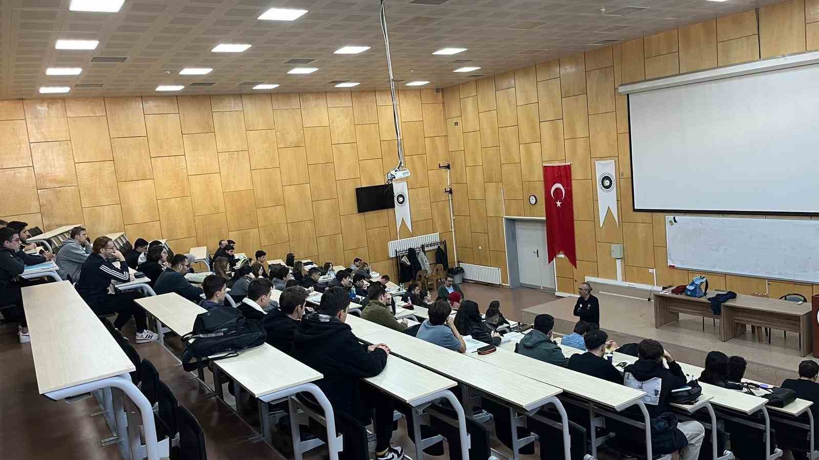 Tekirdağ’da narkotik timlerinden uyuşturucu bilgilendirme etkinliği
