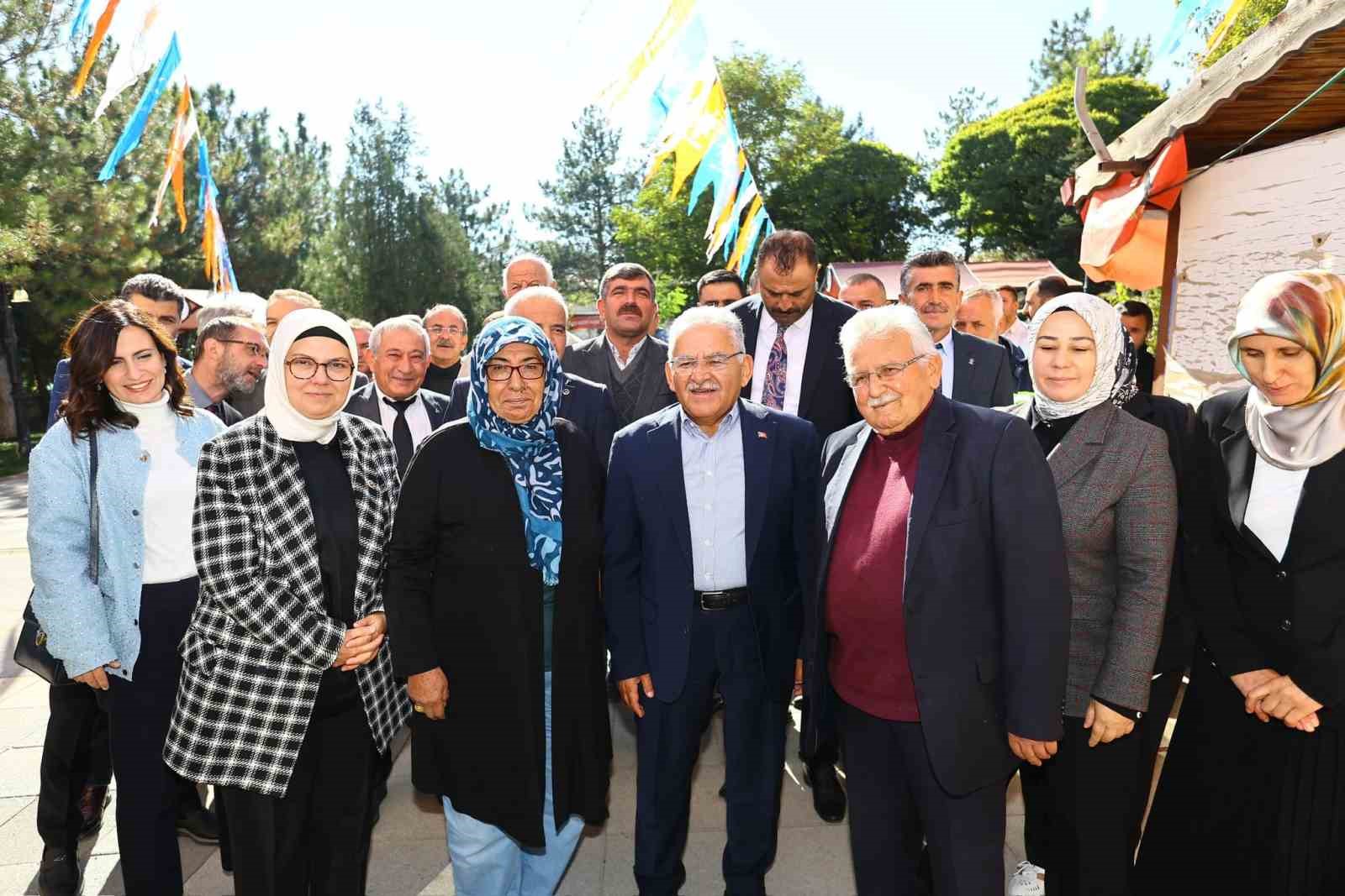 AK Parti Sarıoğlan İlçe Kongresi yapıldı
