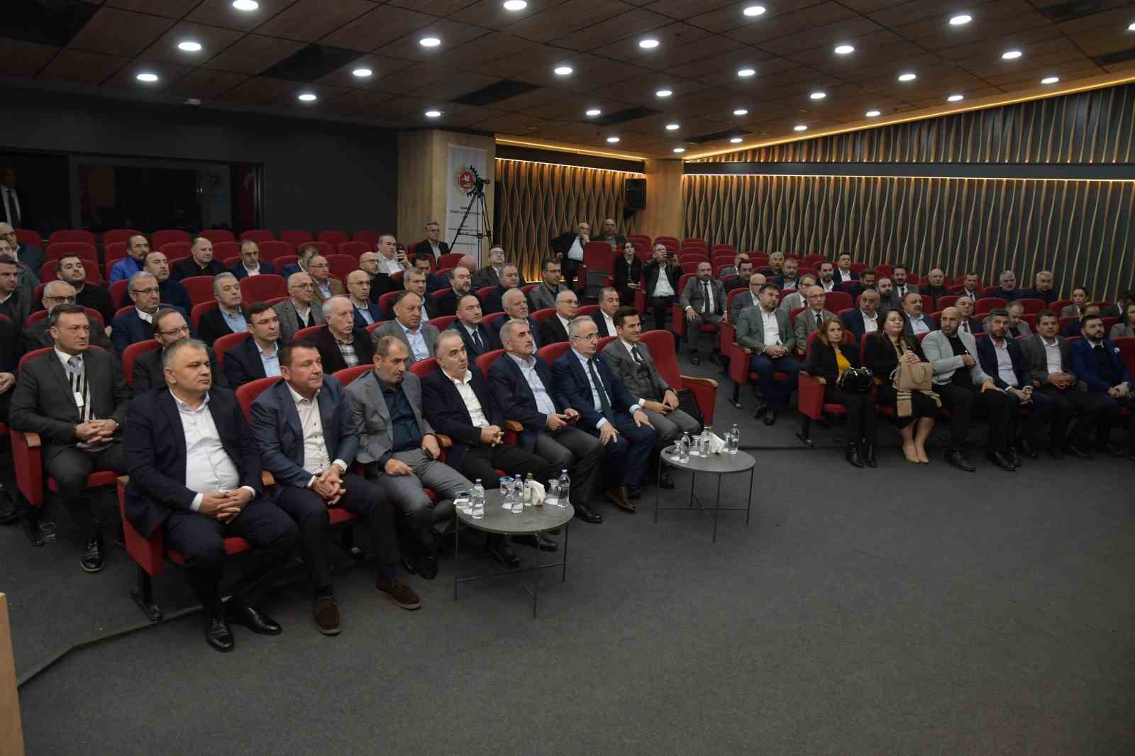 Murzioğlu: “Şehrimizde bir tuğla üzerine bir tane daha koyan herkese müteşekkiriz”
