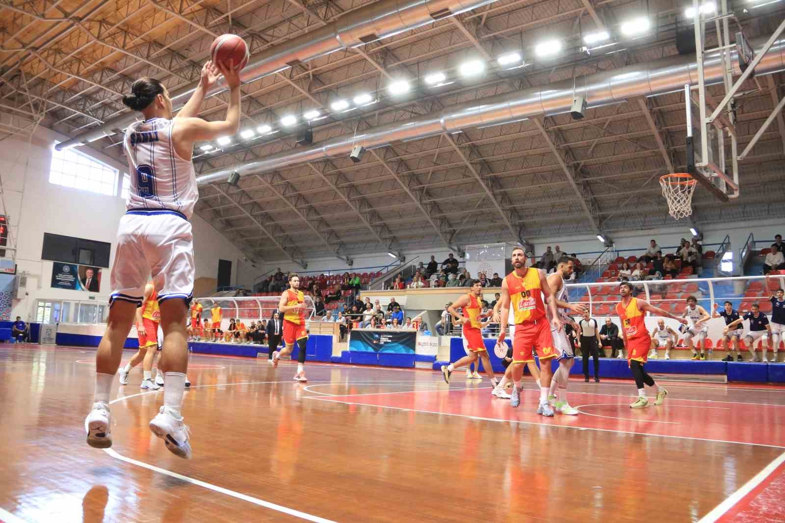 TB2L: Kocaeli BŞB Kağıtspor: 58 - Göztepe: 54
