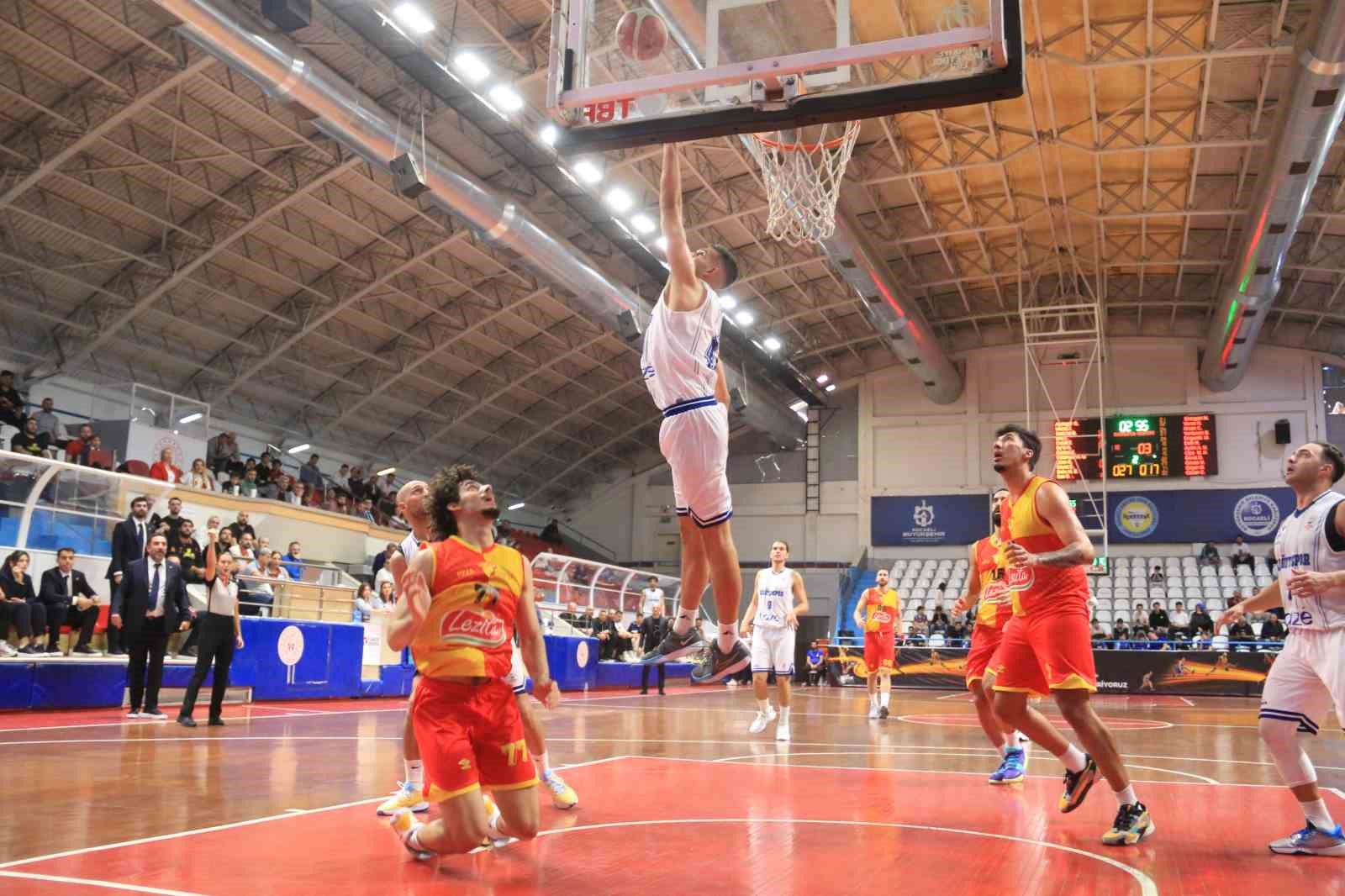 TB2L: Kocaeli BŞB Kağıtspor: 58 - Göztepe: 54
