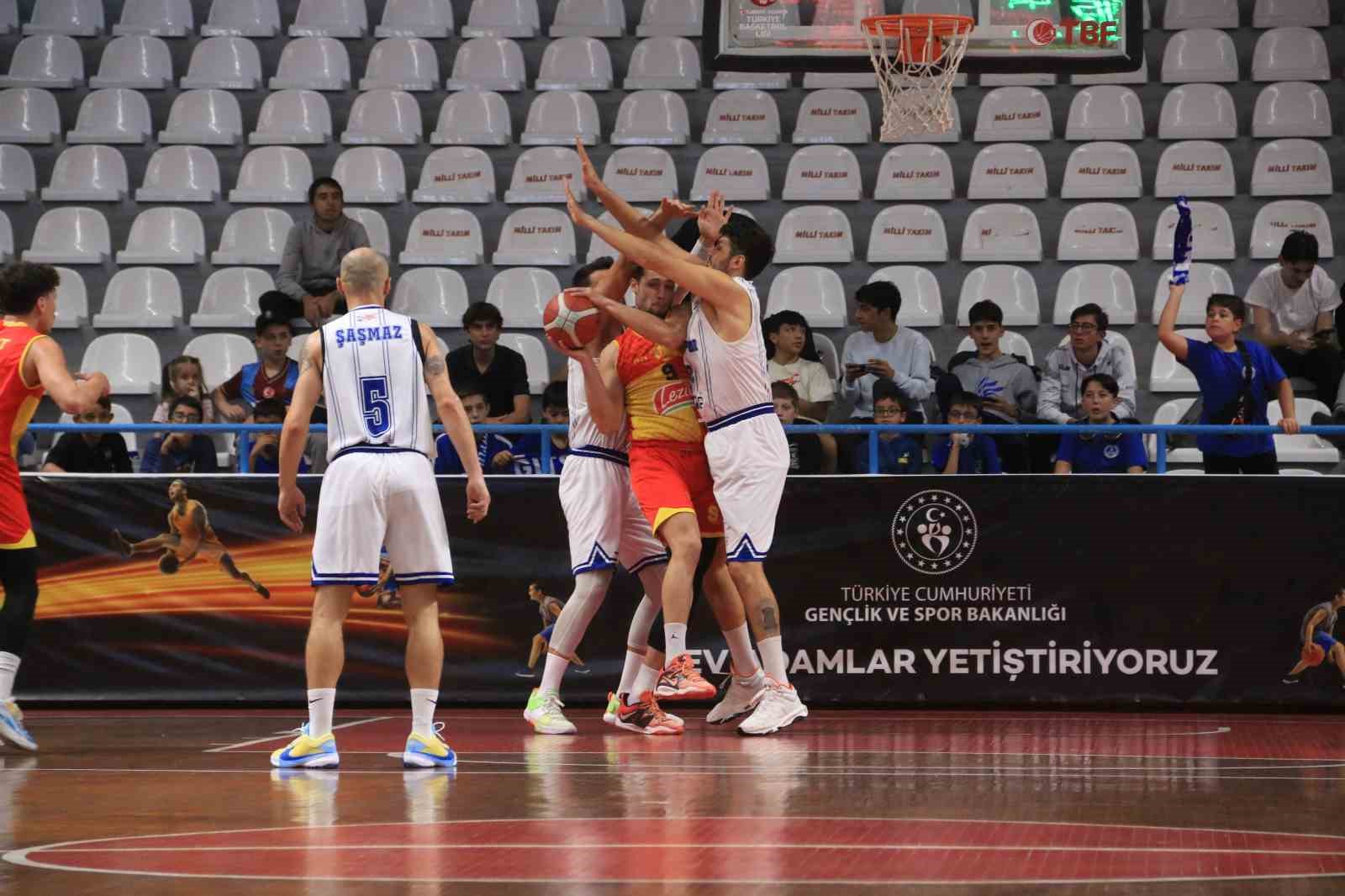 TB2L: Kocaeli BŞB Kağıtspor: 58 - Göztepe: 54
