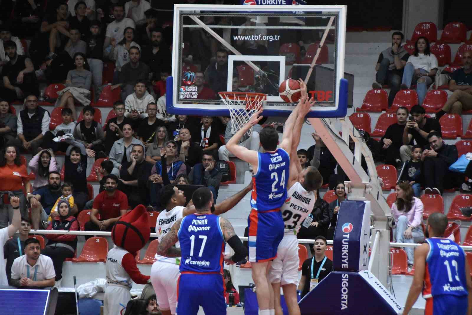 Basketbol Süper Ligi: Aliağa Petkimspor: 79 - Anadolu Efes: 85
