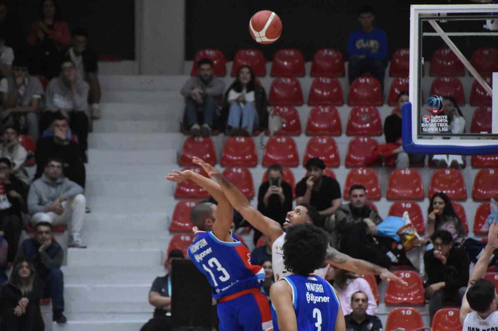 Basketbol Süper Ligi: Aliağa Petkimspor: 79 - Anadolu Efes: 85
