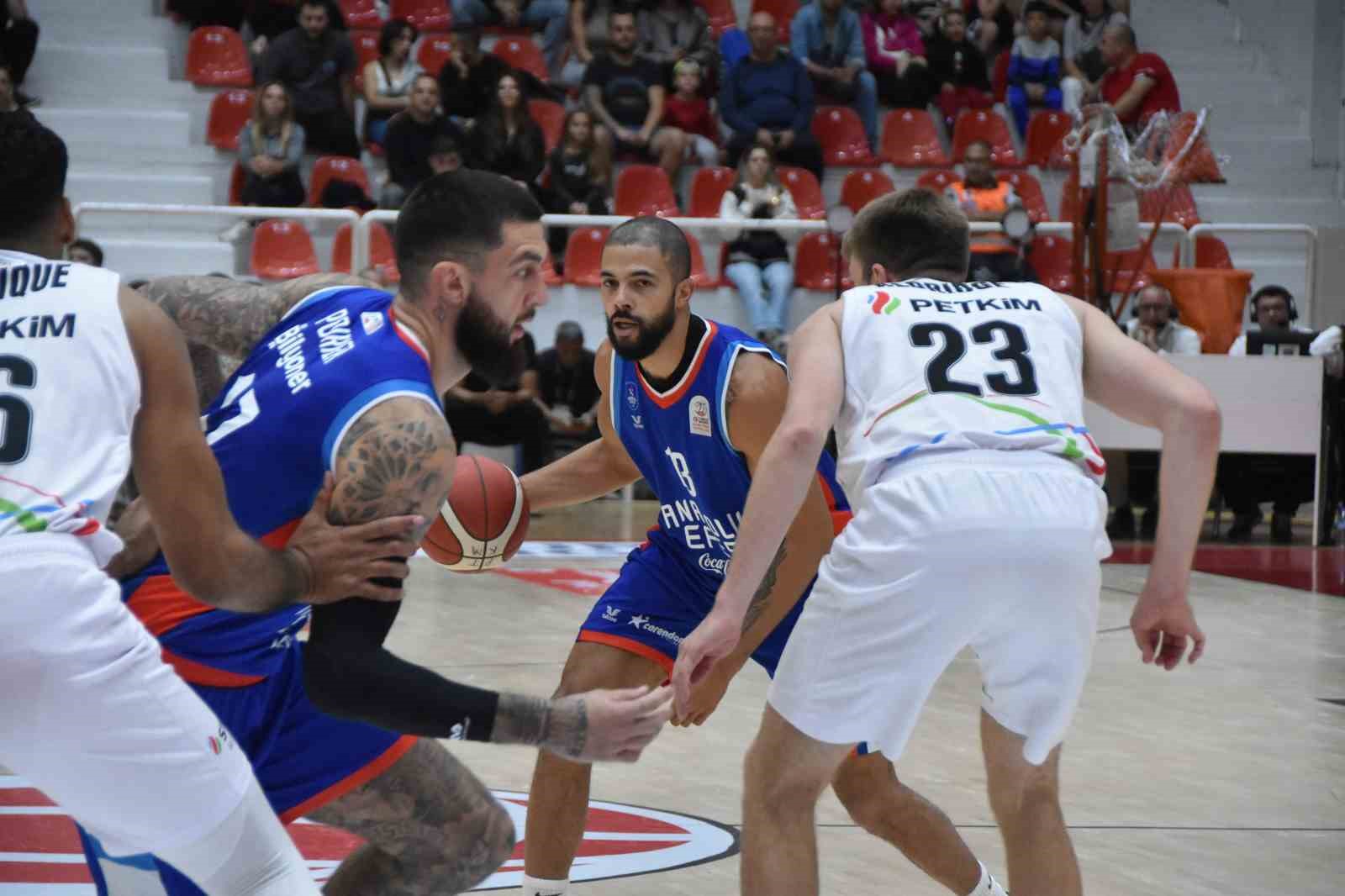 Basketbol Süper Ligi: Aliağa Petkimspor: 79 - Anadolu Efes: 85
