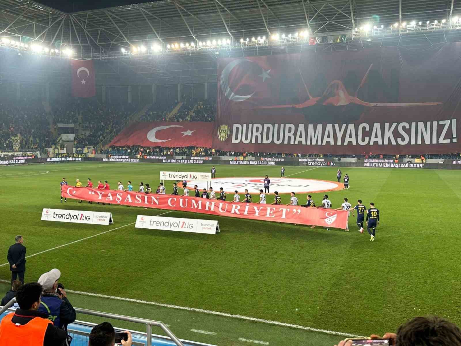 Trendyol 1. Lig: MKE Ankaragücü: 4 - Kocaelispor: 2
