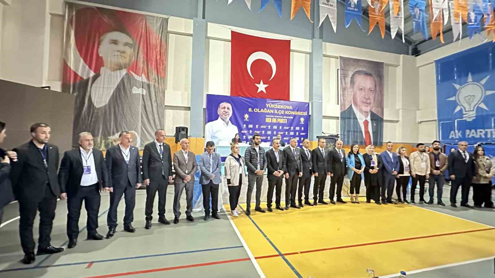 Bakan Işıkhan, AK Parti Yüksekova 8. Olağan İlçe Kongresi’ne katıldı
