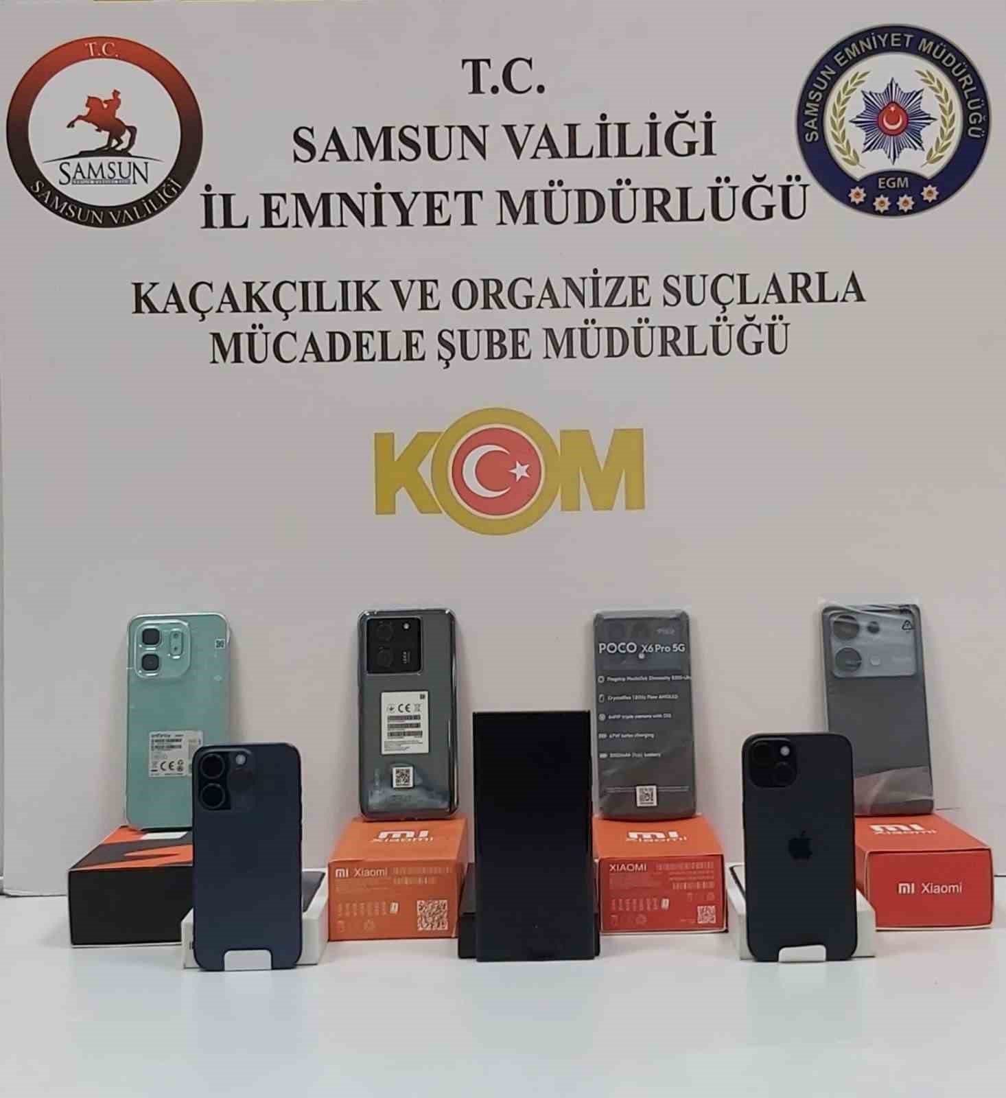 Samsun’da  kaçak tütün ve telefon operasyonu: 9 kişi yakalandı
