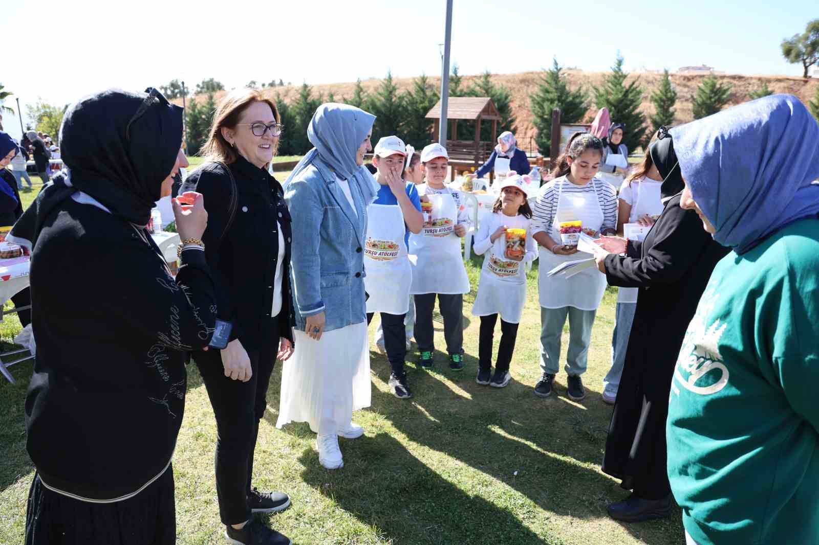 Kahramanmaraş’ta açık havada turşu atölyesi
