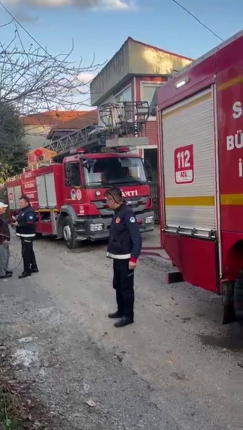 Yol çalışmasında doğal gaz borusu delindi, ekiplerin erken müdahalesi faciayı önledi
