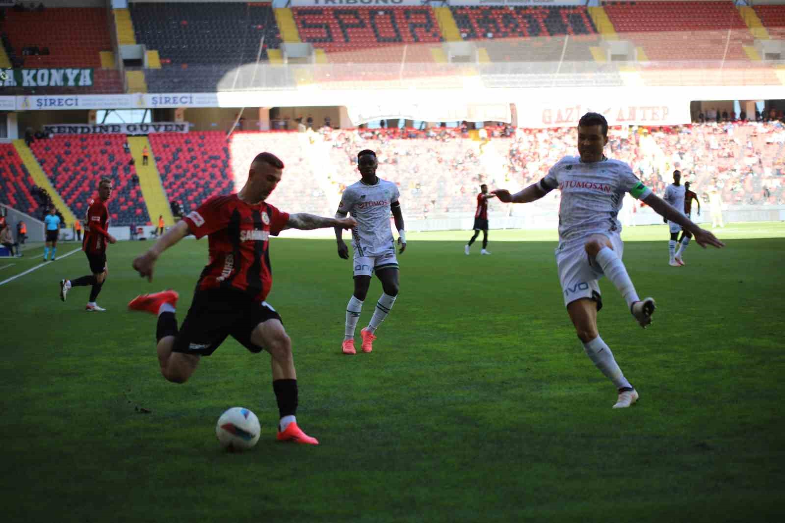 Trendyol Süper Lig: Gaziantep FK: 0 - Konyaspor: 1 (Maç devam ediyor)
