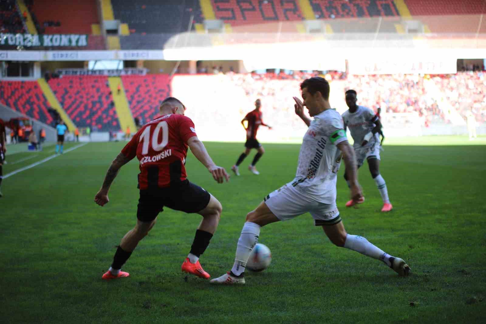 Trendyol Süper Lig: Gaziantep FK: 0 - Konyaspor: 1 (Maç devam ediyor)
