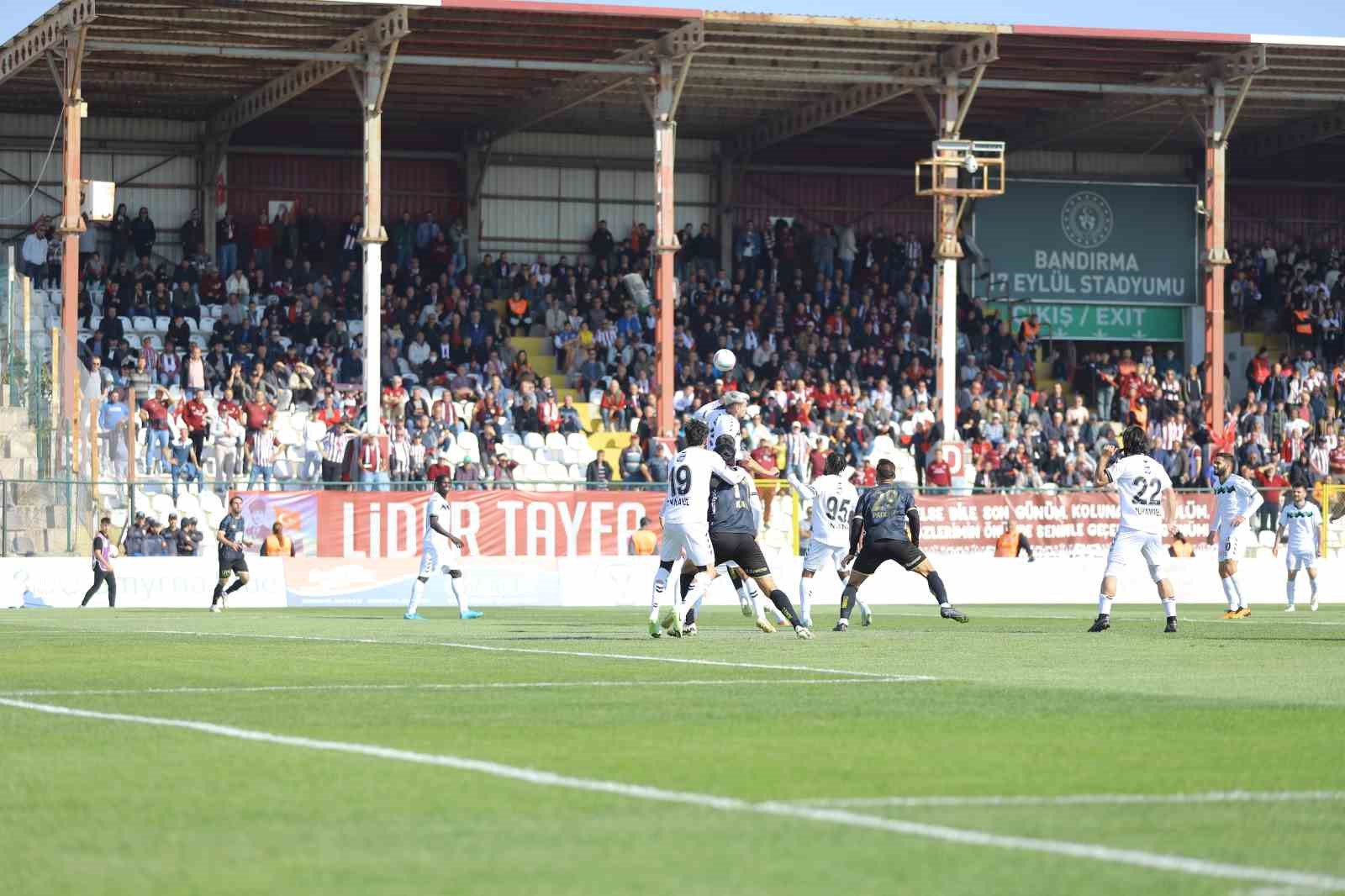 Trendyol 1. Lig: Bandırmaspor: 3 - Sakaryaspor: 2
