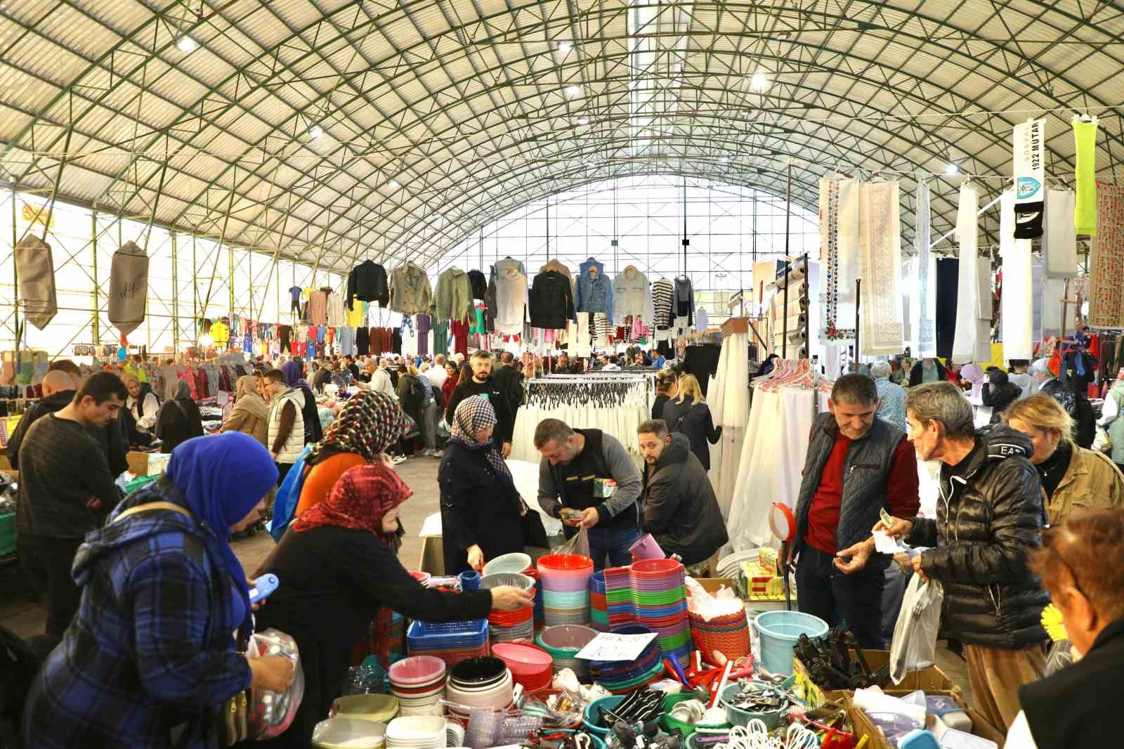 Mudanya Giyim Pazarı dolgu alanına taşındı
