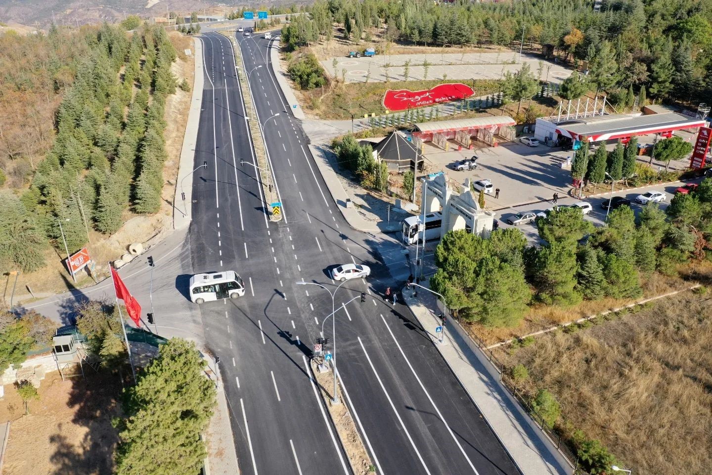 Ertuğrulgazi Türbesi yolunda trafik düzenlemesi
