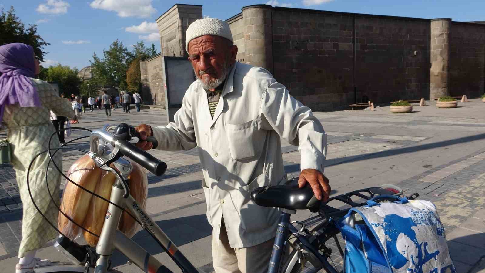 Bu dede emekliliğe karşı
