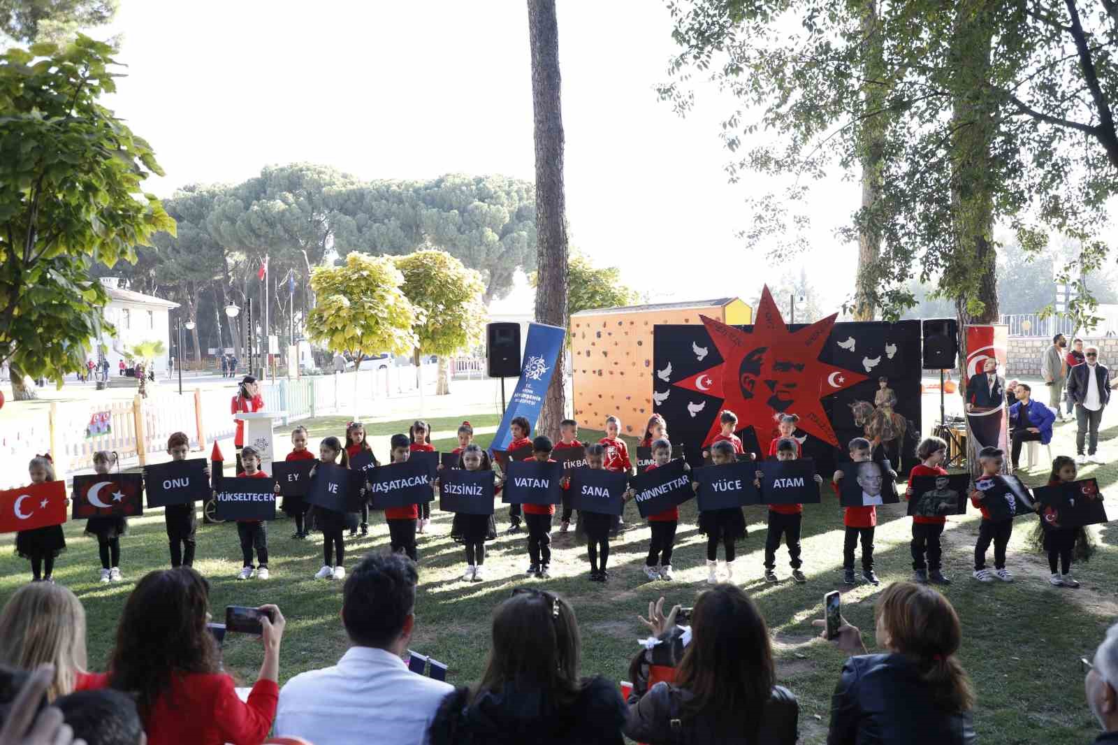 Aydın Büyükşehir Belediyesi Çocuk Gelişim Merkezleri’ni 29 Ekim coşkusu sardı
