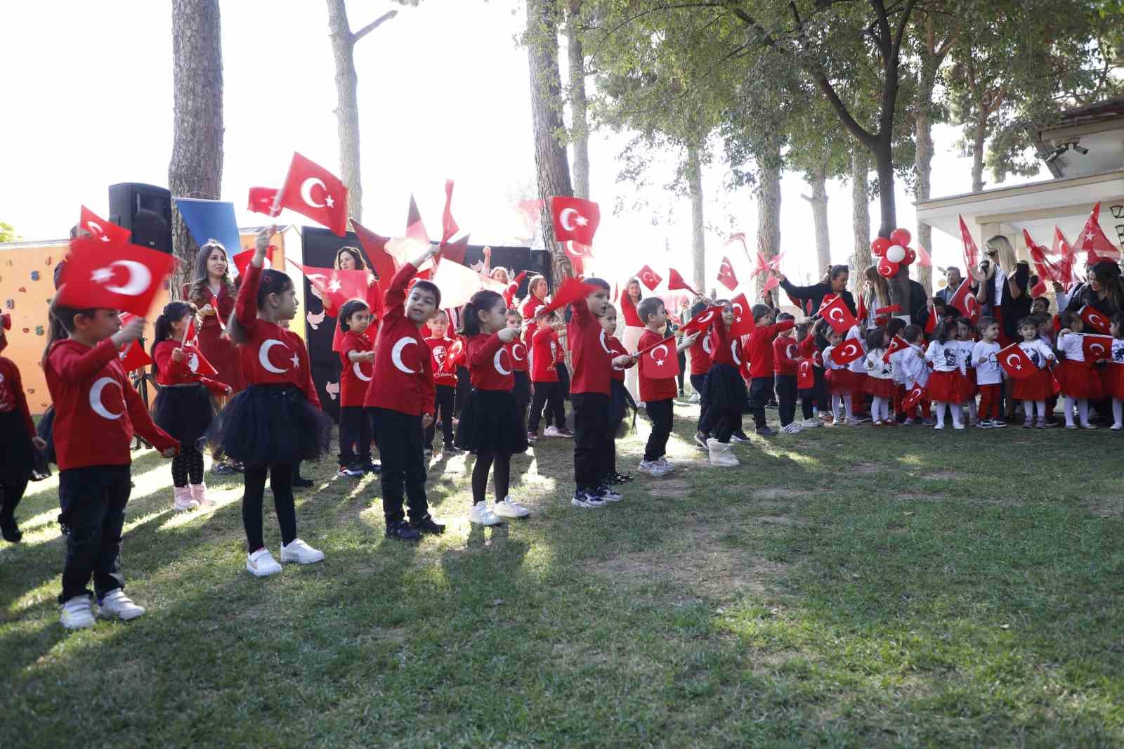 Aydın Büyükşehir Belediyesi Çocuk Gelişim Merkezleri’ni 29 Ekim coşkusu sardı
