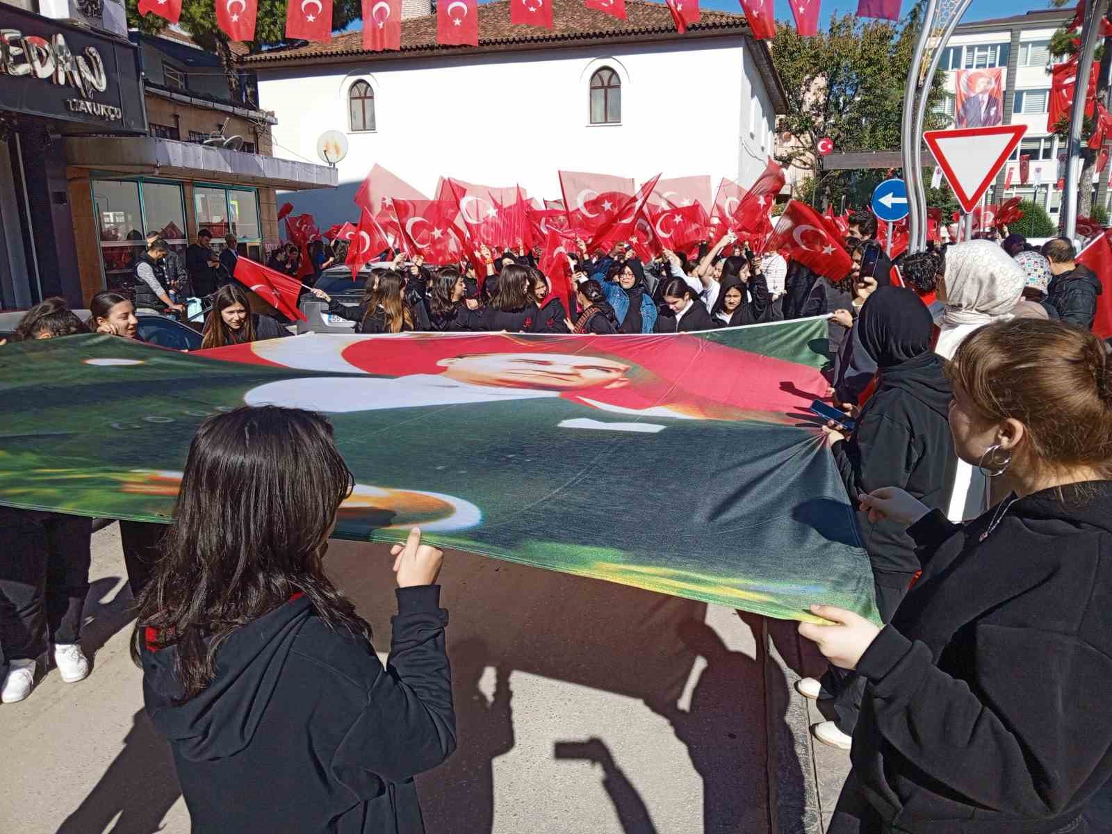 Bafra’da Cumhuriyet Yürüyüşü
