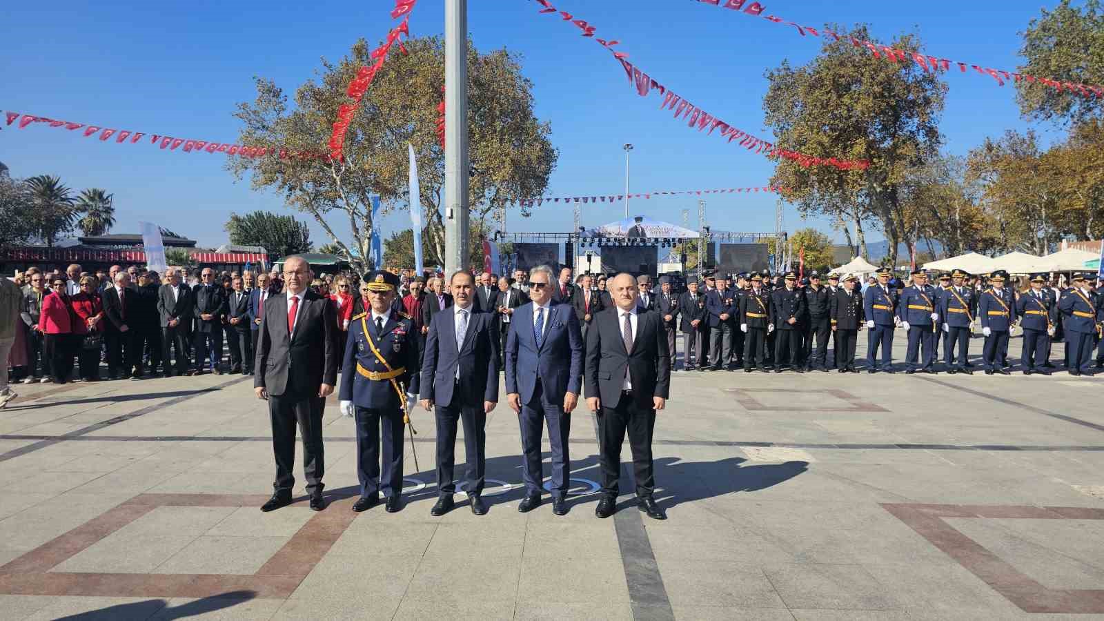 Bandırma’da 29 Ekim Cumhuriyet Bayramı coşkusu
