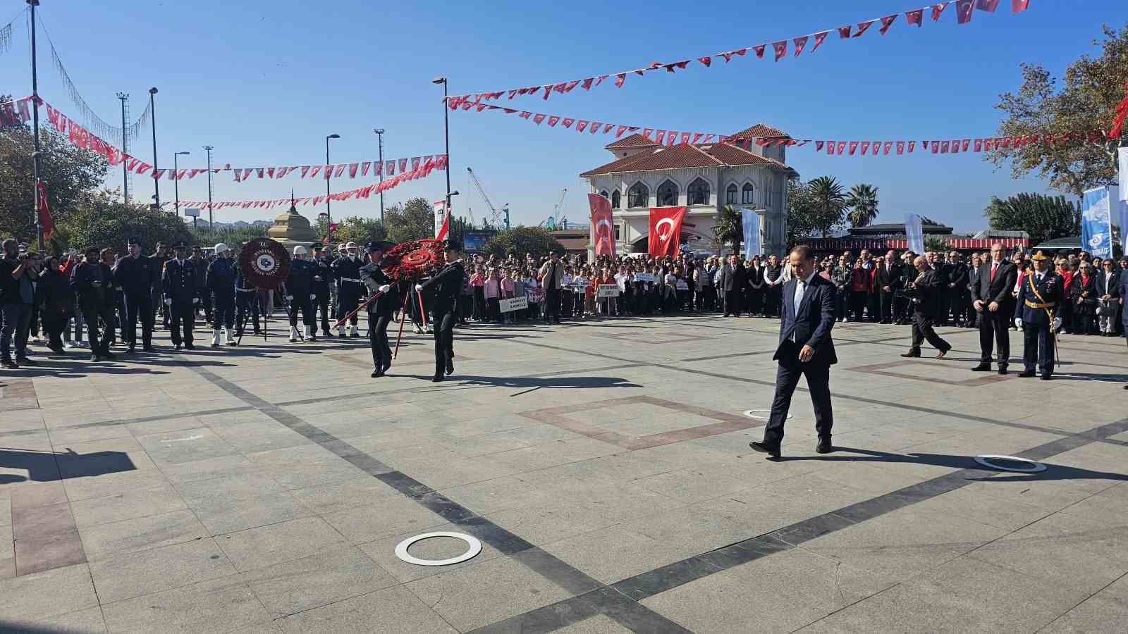 Bandırma’da 29 Ekim Cumhuriyet Bayramı coşkusu
