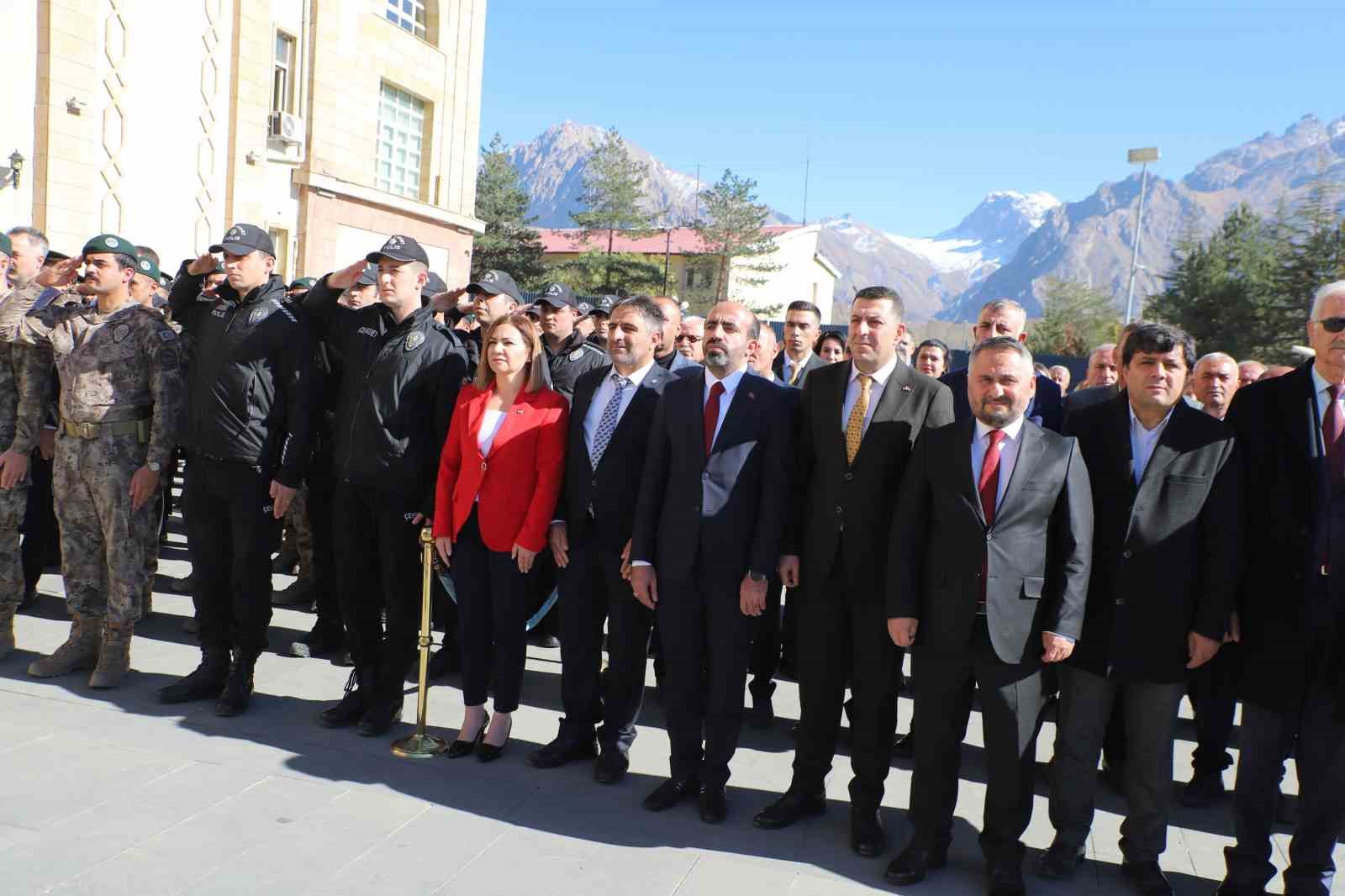 Hakkari’de Cumhuriyetin 101. yıl dönümü kutlamaları
