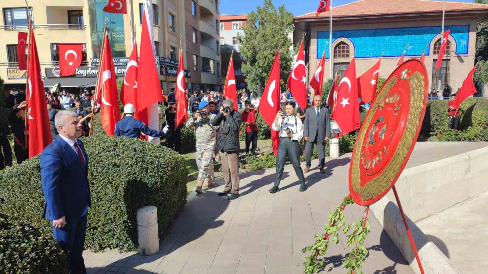 Konya’da Cumhuriyet Bayramı kutlamaları başladı
